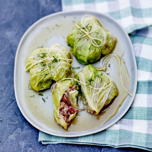 Pieds de porc croustillants en petits paquets verts