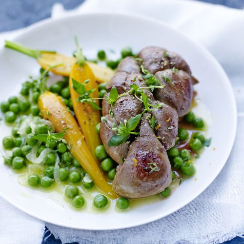 Rognons de veau aux petits pois, carottes et orange