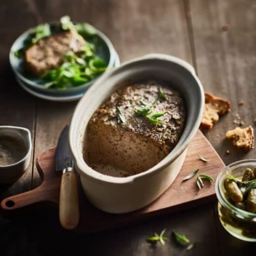 Terrine de rognons d’agneau à l’estragon, sauce forestière