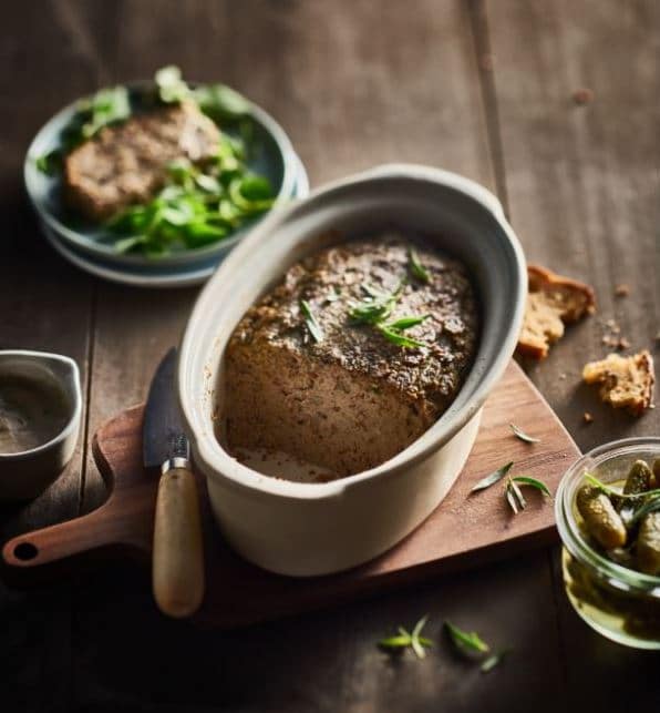 Terrine de rognons d’agneau à l’estragon, sauce forestière