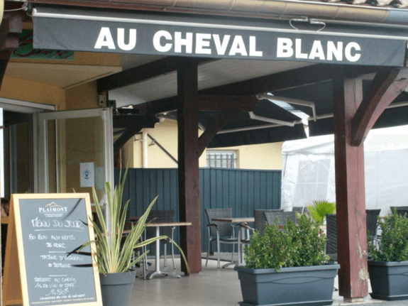 au-cheval-blanc