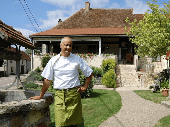 le-relais-des-perrons.png